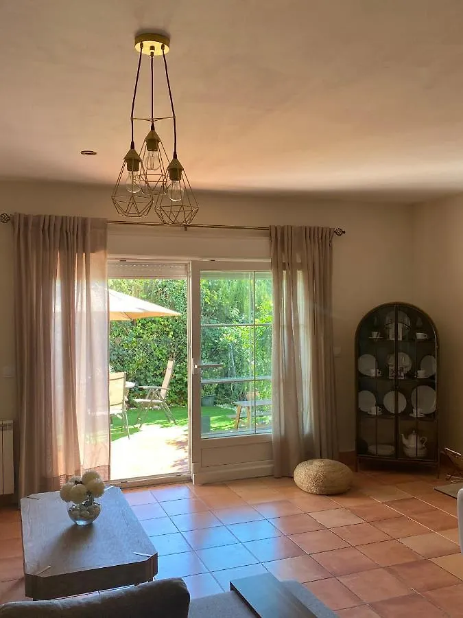 Apartamento Precioso adosado rodeado de un entorno verde natural y muy cerca de la playa Chiclana de la Frontera