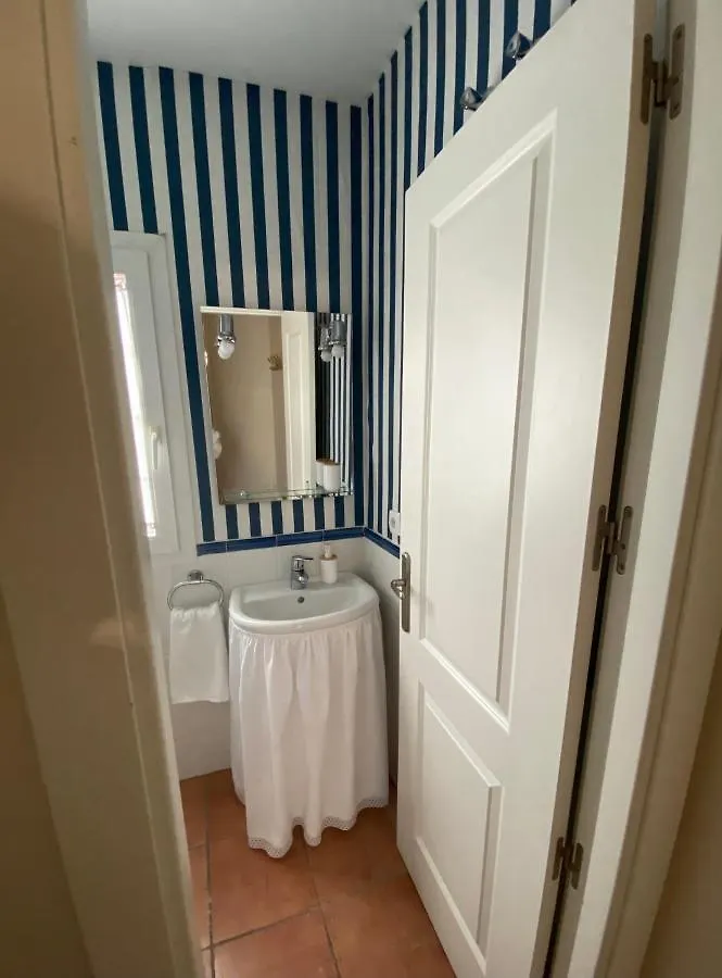 Precioso adosado rodeado de un entorno verde natural y muy cerca de la playa Chiclana de la Frontera Apartamento