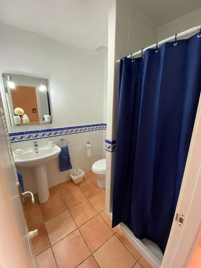 Precioso adosado rodeado de un entorno verde natural y muy cerca de la playa Chiclana de la Frontera Apartamento
